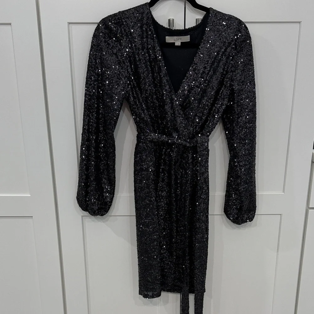 LOFT Black Sequin Long Sleeve Cocktail Dress - Picture 3 of 8